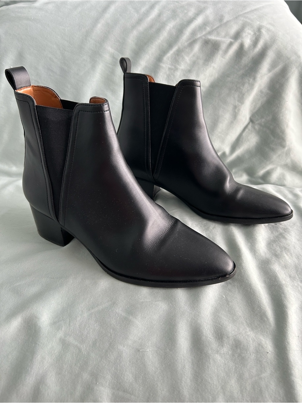 Will’s Vegan Point ToeChelsea Boot - Size 41 (EU)